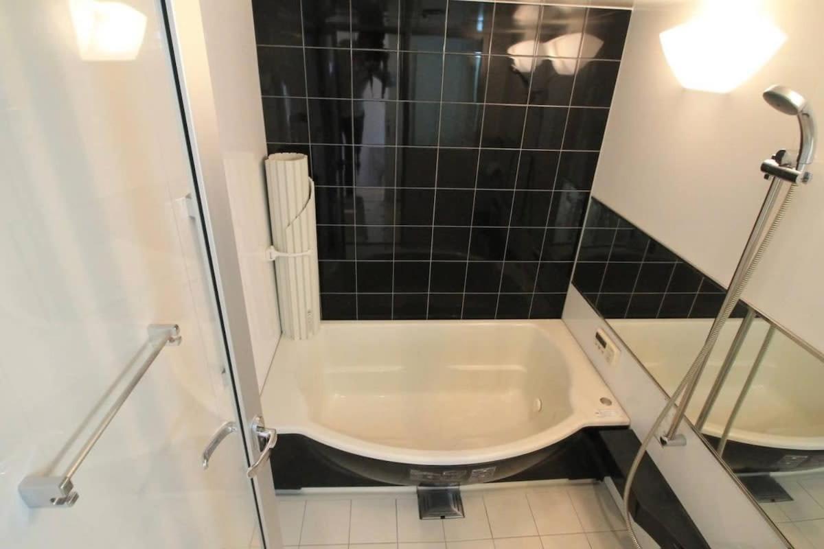 Luxes - 10 Min Hiroshima Station & 2Br Up To 10P Apartment Exterior foto