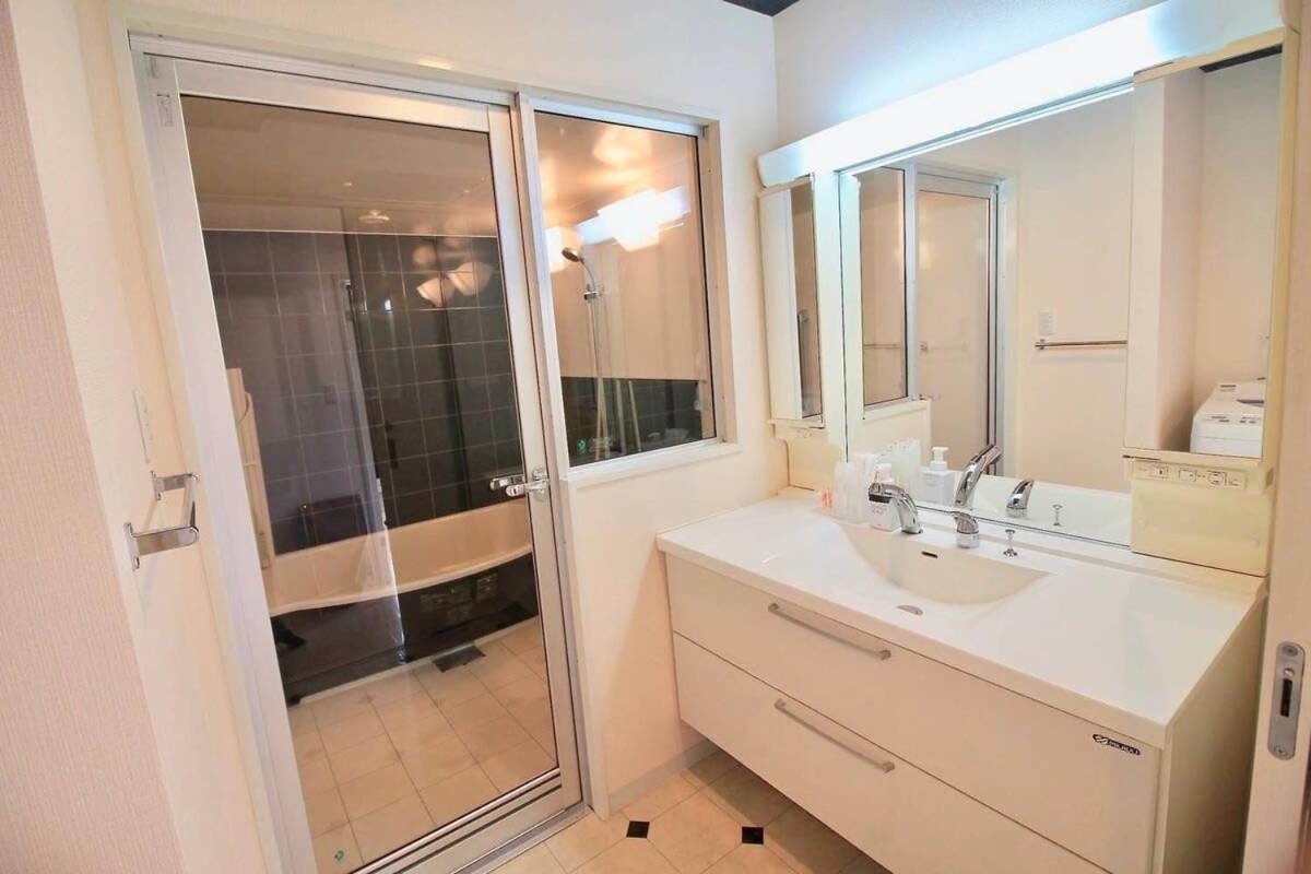 Luxes - 10 Min Hiroshima Station & 2Br Up To 10P Apartment Exterior foto